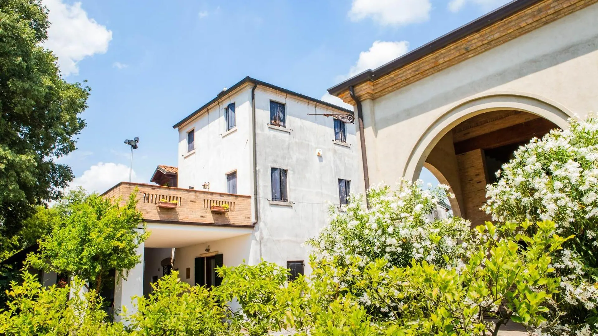 B&B La Villa Del Vecchio Platano Vigonovo  Ιταλία